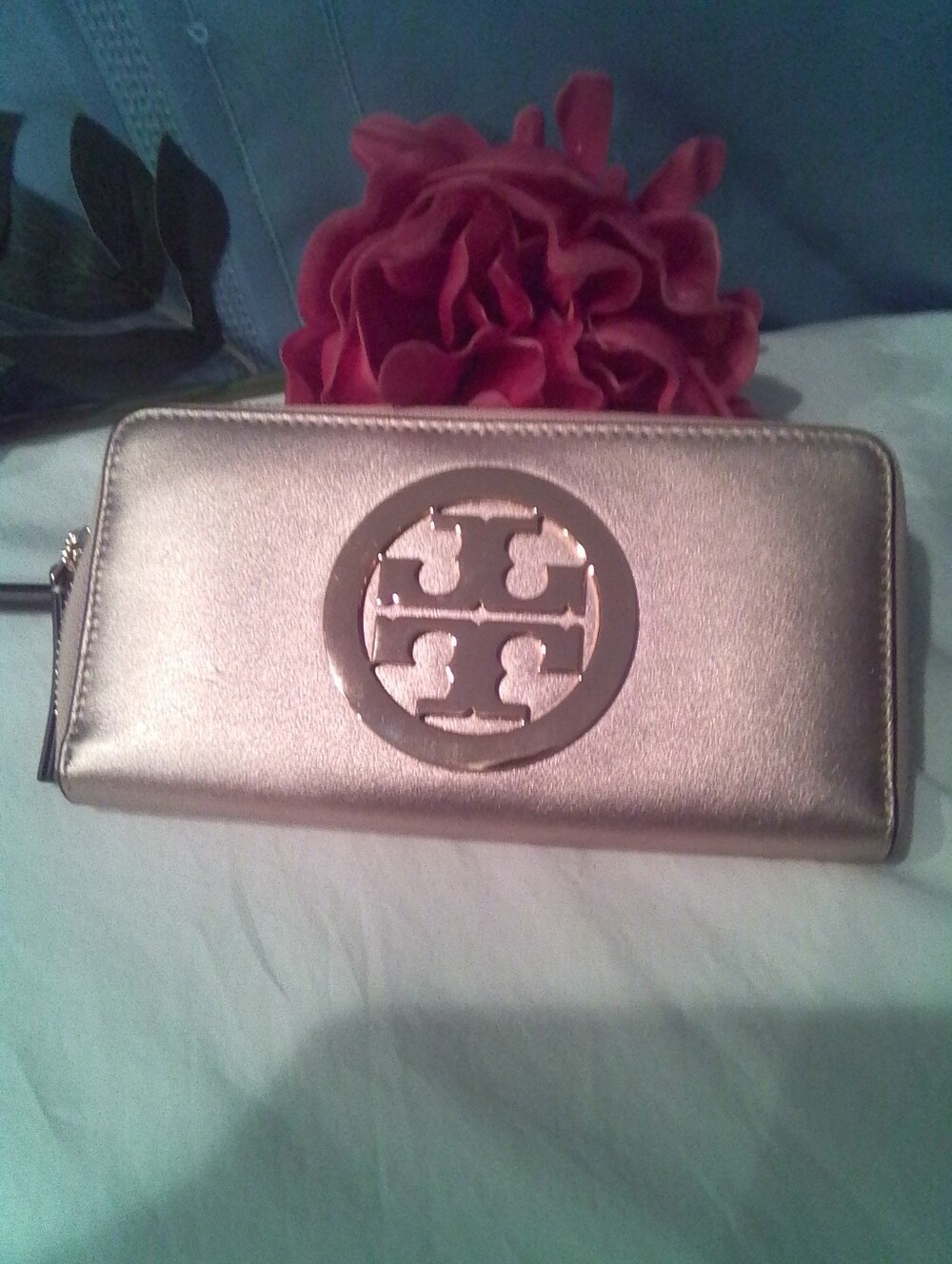 Tory Burch New Metallic Rose Wallet Card Holder